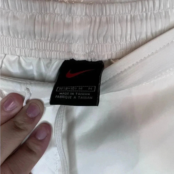 Nike Vintage Shorts Black Tag Size Medium - Picture 4 of 5